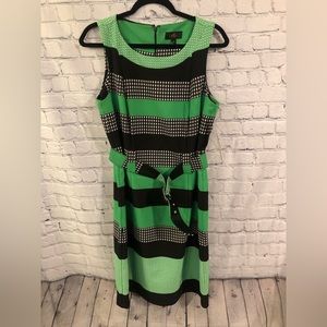 ILE dress size 10 - NWT